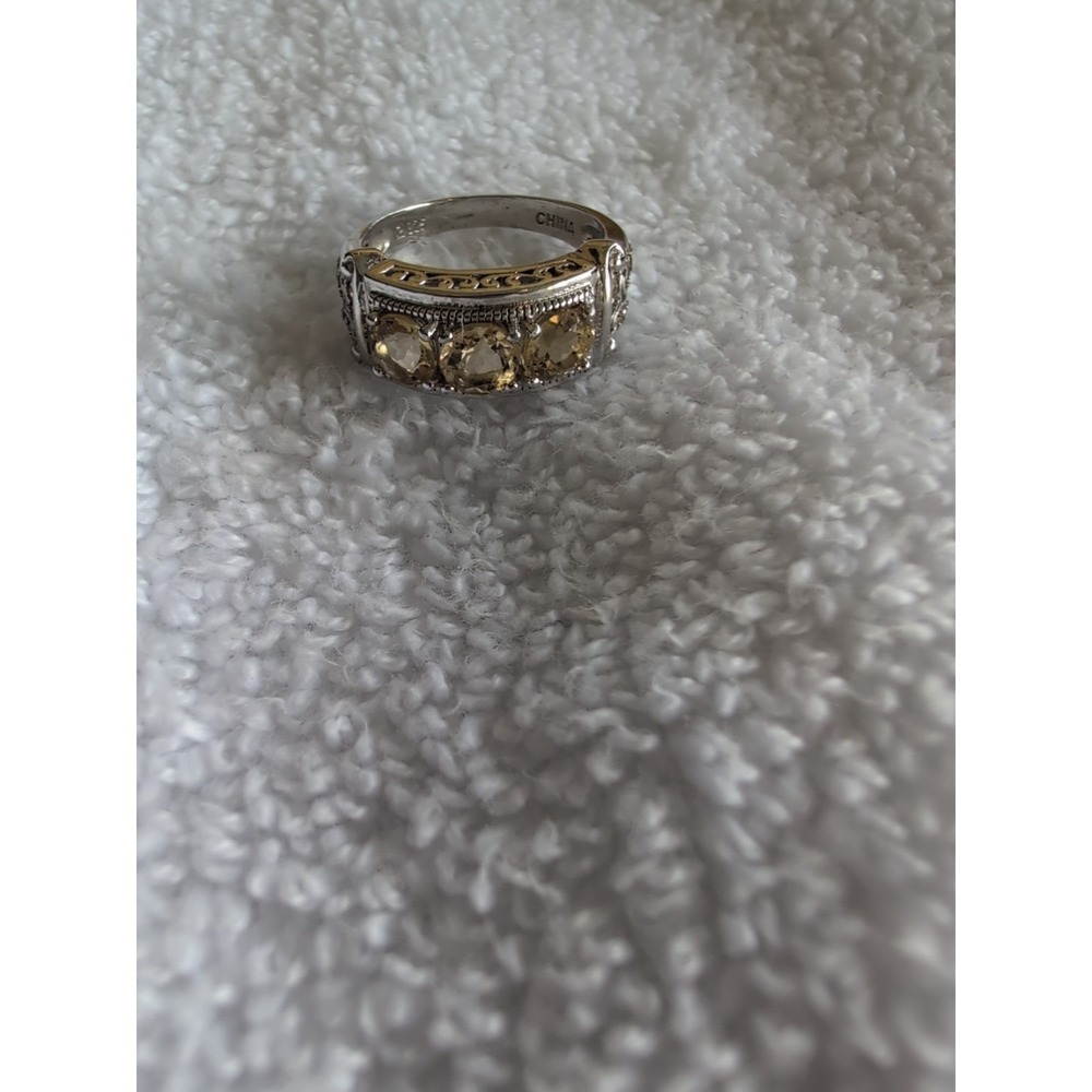 Vintage 925 Sterling Silver yellow stone ring size 7